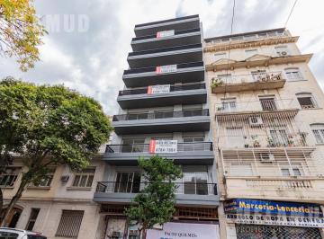 Departamento · 70m² · 3 Ambientes · 3 Ambientes Semipiso / Venta / Oportunidad en Villa del Parque!