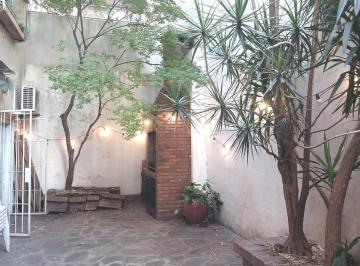 Departamento · 65m² · 3 Ambientes · Venta Piso 3 Ambientes con Parrilla y 2 Patios Arbolados. un Oasis en Núñez Apto Crédito y Airbnb