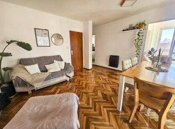 Bodega-Galpón · 59m² · 4 Ambientes · Venta Departamento Piso Exclusivo. Maipú Al 1700