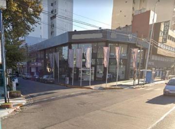 Local comercial · 427m² · Local - Avellaneda