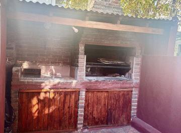 PH de 5 ambientes, Caballito · Venta PH 5 Ambientes. 4 Dorm.. Terraza, Quincho y Parrilla. Caballito.