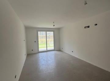 Casa · 35m² · 1 Ambiente · 1 Cochera · Venta Departamento Monoambiente Jardin Cochera.