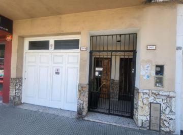 Departamento de 4 ambientes, Lanús · Departamento en Alquiler de 4 Ambientes Valentin Alsina