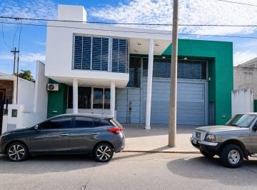 Bodega-Galpón · 420m² · Alquiler de Galpon en Almirante Brown Rosedal Cba