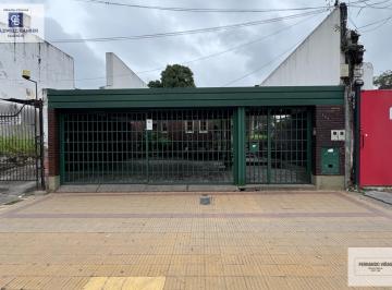 Casa · 216m² · 8 Ambientes · 2 Cocheras · Casa en Venta Alem Al 100