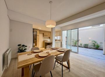 Casa · 126m² · 5 Ambientes · Casa en Venta, Centro, Rosario, 3 Dorm. Refaccionada