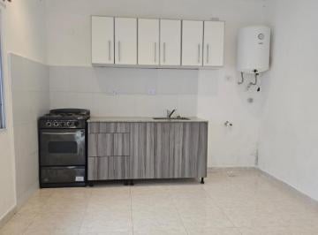 PH · 35m² · 2 Ambientes · 1 Cochera · PH con Parrilla y Patio - Dos Ambientes - Suarez