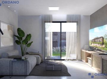 Bodega-Galpón · 40m² · 2 Ambientes · Fray José León Torres Al 827 3 C Alerces 12