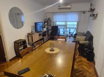 Departamento · 83m² · 5 Ambientes · Departamento en Centro