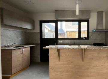 Departamento de 4 ambientes, Esquel · Moderno Duplex en Venta