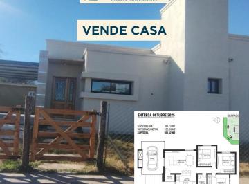Casa · 80m² · 4 Ambientes · 1 Cochera · Vendo Casa - Villa de Merlo, San Luis