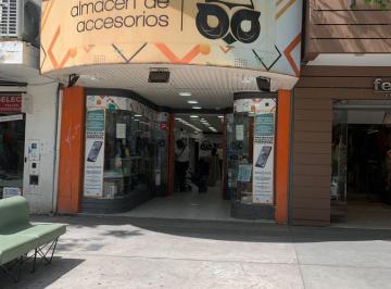 Local comercial · 120m² · Local - Capital Calle Rivadavia Al 100 Este
