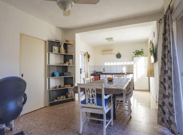 PH · 67m² · 3 Ambientes · Venta Casa Planta Alta Dos Dormis Terraza