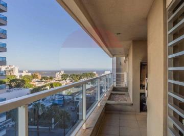 Departamento · 86m² · 3 Ambientes · 1 Cochera · Venta de 2 Dorm. en Buceo con Parrillero Gje