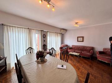 Departamento · 92m² · 4 Ambientes · Departamento en Alquiler 3 Dorm. a m de Boulevard