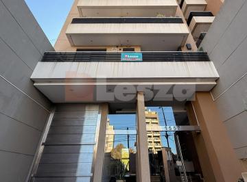 Departamento · 70m² · 3 Ambientes · 1 Cochera · Departamento en Lanús Este