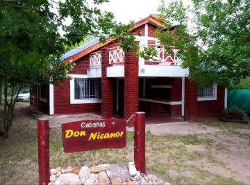 Casa · 200m² · 3 Ambientes · 2 Cocheras · Cabañas en Venta Villa Ciudad Parque (Cordoba)