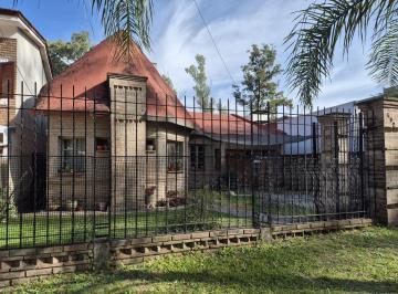 Casa · 768m² · 5 Ambientes · 1 Cochera · Oportunidad - Casa en Venta Alta Gracia - Hermosa Zona