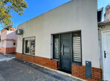 Oficina comercial de 3 ambientes, La Plata · Departamento P. B. Al Frente con Destino Consultorio/estudio