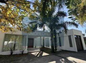 Campo · 230m² · 5 Ambientes · 4 Cocheras · Rumenco Alquiler 24 Meses U$2000