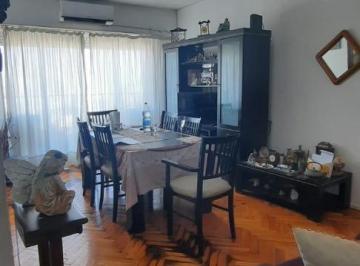 Departamento · 82m² · 3 Ambientes · Departamento 3 Ambientes Al Frente con Balcón. Venta Almagro