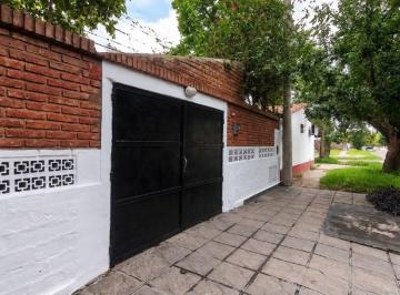 Casa de 9 ambientes, Ciudad de Santa Fe · 2 Casas y Cochera en Lote 268 m² | María Selva | Ideal Inversión o 2 Familias