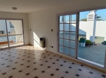 Departamento · 103m² · 4 Ambientes · Semi Piso con Terraza Propia