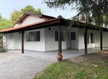Casa · 120m² · 4 Ambientes · 2 Cocheras · Casa en Venta en Mapuche C. C 4 Ambientes