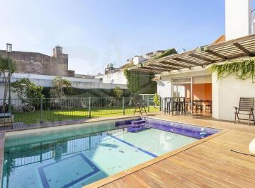 Casa · 960m² · 5 Ambientes · 2 Cocheras · Venta Casa 5 Ambientes en Temperley con Cochera y Psicina