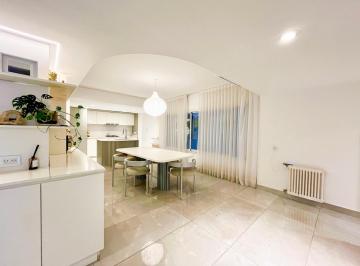 Departamento · 102m² · 5 Ambientes · Venta - Departamento de 3 Dorm. Sobre Bv. Oroño, Rosario