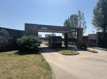 Terreno · 620m² · Terreno en Venta en Country Portal del Sol