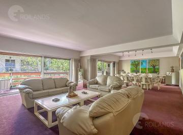 Departamento · 221m² · 6 Ambientes · 2 Cocheras · Venta Departamento 6 Ambientes con 2 Balcónes Dos Cocheras y Baulera en Belgrano.