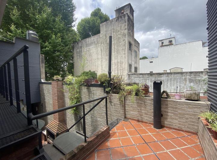 Terreno · 148m² · 7 Ambientes