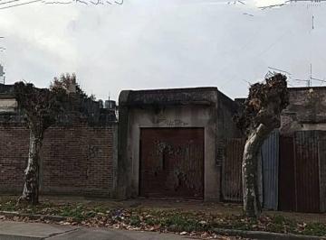 Terreno · 90m² · Venta Terreno Triple Frente Quilmes Centro
