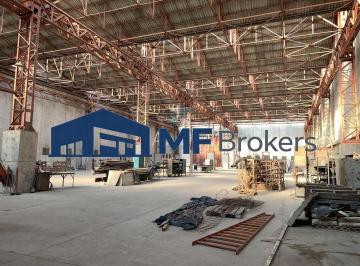 Bodega-Galpón · 3842m² · 10 Cocheras · Excelente Nave Industrial con Puentes Grua, Gas y Fuerza Motriz a Estrenar