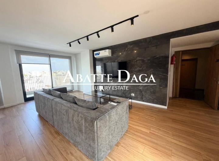 Departamento · 84m² · 4 Ambientes · 1 Cochera