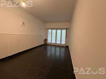 Departamento · 45m² · 2 Ambientes · Departamento de 2 Ambientes con Dependencia y Patio, Zona Plaza Colon