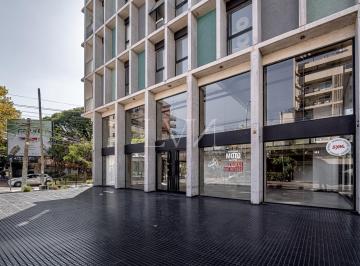 Local comercial · 315m² · 8 Cocheras · Alquiler Local Comercial en Esquina Sobre Av Libertador, Olivos