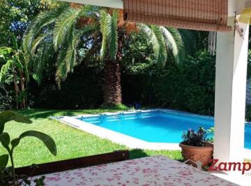 Galeria y pileta · Casa en Las Lomas - Jockey