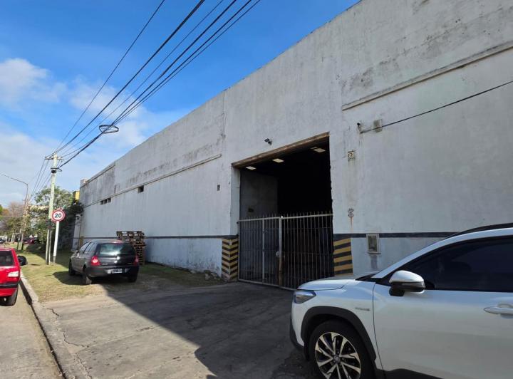 Bodega-Galpón · 1500m²