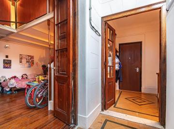 Departamento · 52m² · 3 Ambientes · San Telmo. PH Reciclado a Nuevo. 52 m², Luminoso.