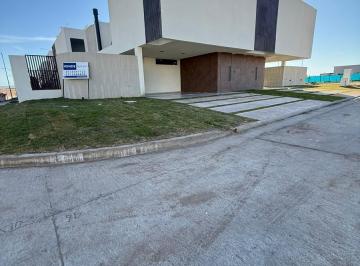 PH · 150m² · 3 Dormitorios · 2 Cocheras · Venta - Duplex Premium 3 Dorm. 3 Baños - Terrazas de Manantiales