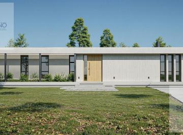 Casa · 180m² · 4 Ambientes · 1 Cochera · Casa en Everlinks