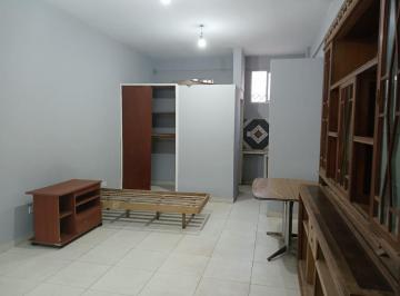 PH · 11111m² · 1 Ambiente · PH 1 Ambiente a La Calle en Alquiler Zona Materno