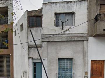 Frente · Casa Para Remodelar en Villa Luro