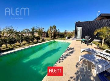 Casa · 112m² · 4 Ambientes · 2 Cocheras · Casa en Venta en Canning | Lares de Canning
