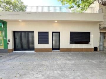 Oficina comercial · 120m² · 3 Ambientes · 1 Cochera · Alquiler Casa Uso Profesional/institucional. Altura Av Pellegrini 3900