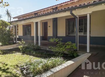 Casa · 270m² · 6 Ambientes · 3 Cocheras · Casa de 6 Ambientes, en Venta, en Tigre.