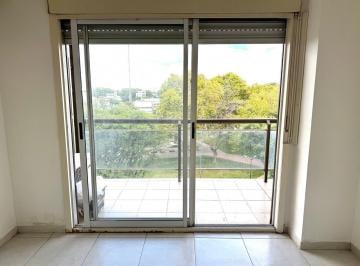 Bodega-Galpón · 32m² · 1 Ambiente · 1 Amb - Muy Luminoso - 40 m²
