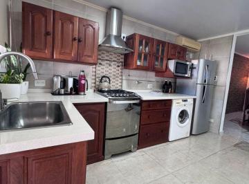 Casa de 4 ambientes, Carmen de Areco · Hermosa Propiedad en Barrio Marín. en Venta